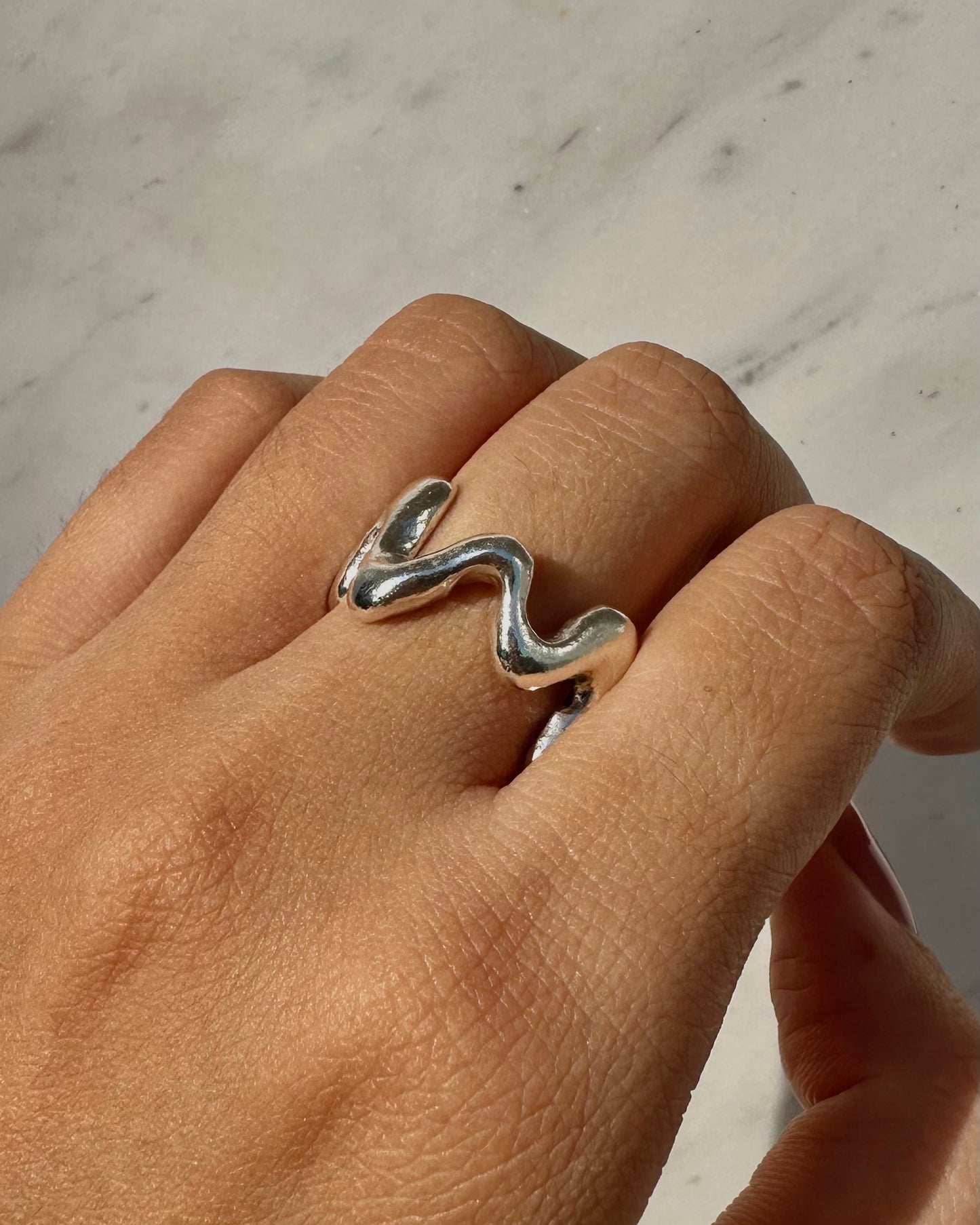 Wavy Baby! Ring - Size 6.5